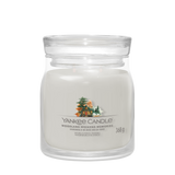 Yankee Candle Doftljus – Woodland Weekend Memories, Signature Medium Jar